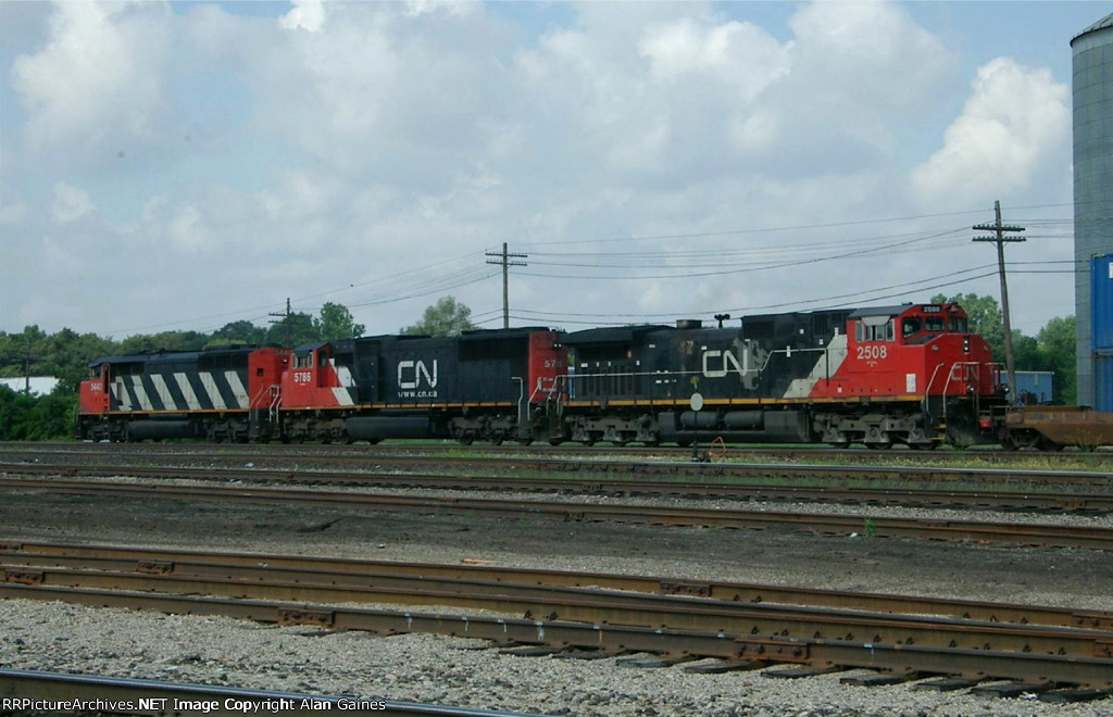 CN C44-9W 2508